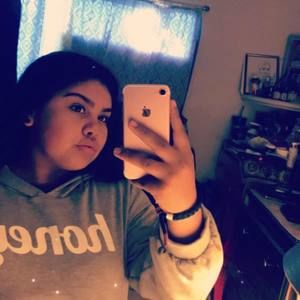 Meet your Posher, Natalie